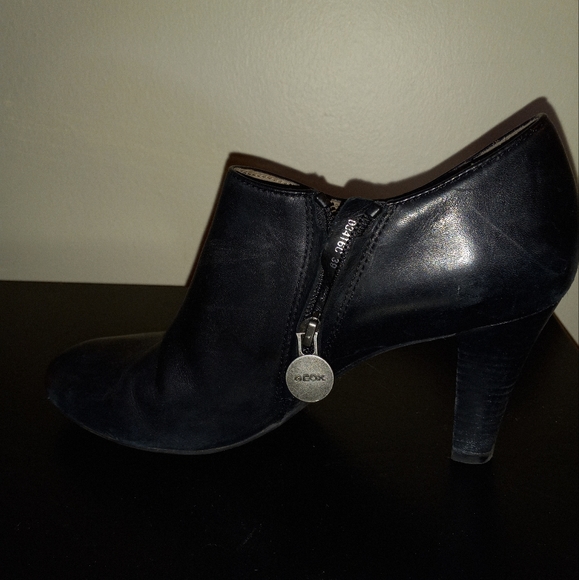 Geox Respira Leather Bootie With Heel 👠 - Picture 8 of 8